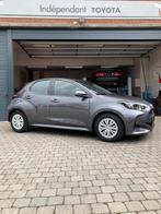 Toyota yaris 1000 dynamic + GPS (NEW MODEL), Te koop, Zilver of Grijs, Benzine, 3 cilinders