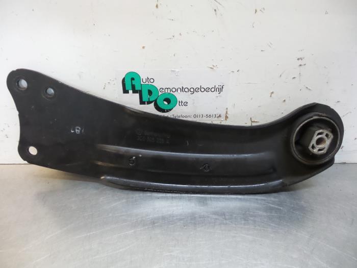 Bras de suspension arrière gauche d'un Volkswagen Passat (P, Autos : Pièces & Accessoires, Suspension & Châssis, Utilisé, Enlèvement ou Envoi