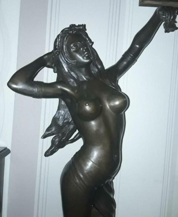 bronzen beeld1meter hoog, Antiek en Kunst, Antiek | Brons en Koper, Brons, Ophalen