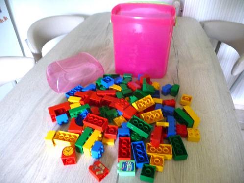 DUPLO : boîte de cubes, Enfants & Bébés, Jouets | Duplo & Lego, Utilisé, Duplo, Enlèvement ou Envoi