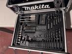 Makita Accuboormachine – 18V. 2 accu’s, lader accessoireset, Ophalen, Zo goed als nieuw, Boormachine
