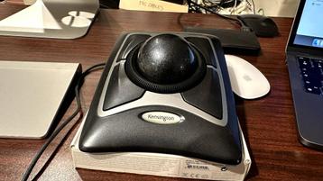Kensington Expert Mouse Trackball en iMac beschikbaar voor biedingen