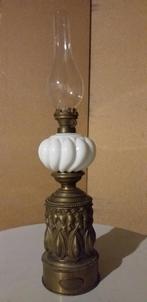 Lampe à huile antiquite, Antiquités & Art, Antiquités | Éclairage, Enlèvement ou Envoi