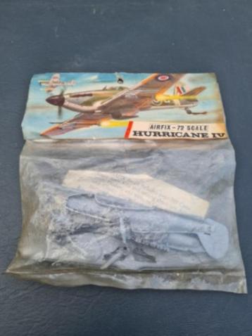 Modelbouwpakketje   Hawker Hurricane IV	 beschikbaar voor biedingen
