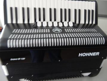 Accordeon Hohner Bravo II (nieuw in koffer), Musique & Instruments, Accordéons, Neuf, Avec valise, Enlèvement, 120 basses