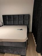 Grijze velvet boxspring - weg wegens nieuwe aankoop!, Ophalen, Zo goed als nieuw, Tweepersoons, Grijs