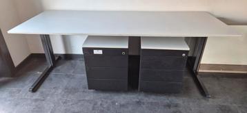 Bureau beschikbaar voor biedingen