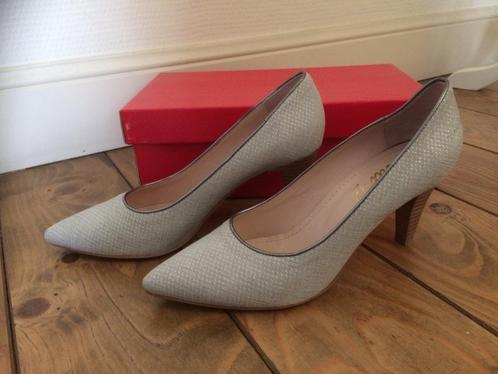 Pumps Jhay Mt 39,5 ZGAN, Vêtements | Femmes, Chaussures, Comme neuf, Escarpins, Enlèvement ou Envoi