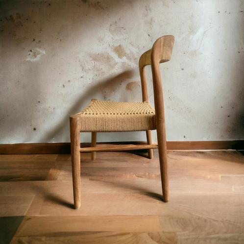 Chaise en bois massif avec assise tressée, Antiquités & Art, Antiquités | Meubles | Chaises & Canapés, Enlèvement ou Envoi