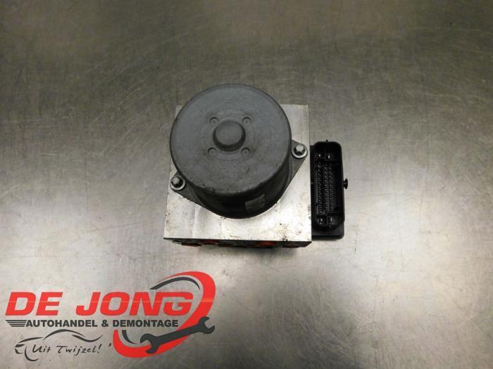 ABS Pomp van een Volkswagen Passat, Auto-onderdelen, Elektronica en Kabels, Volkswagen, Gebruikt, 3 maanden garantie, Ophalen of Verzenden