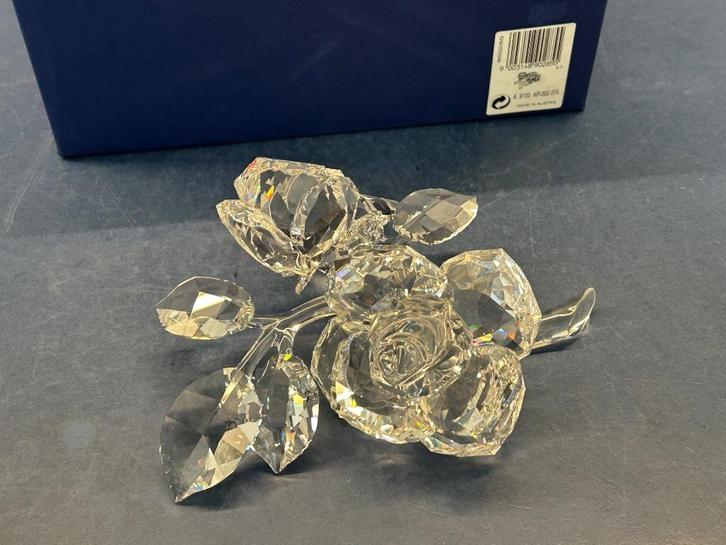 Swarovski Rozentak, de betoverende tuin., Verzamelen, Swarovski, Nieuw, Figuurtje, Ophalen of Verzenden