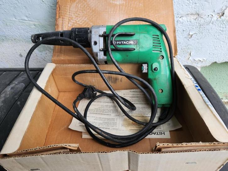 Elektrische schroevendraaier, Doe-het-zelf en Bouw, Gereedschap | Handgereedschap, Gebruikt, Ophalen