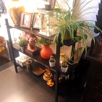 Prachtige open kast/etagere en Art-Nouveau stoel. beschikbaar voor biedingen