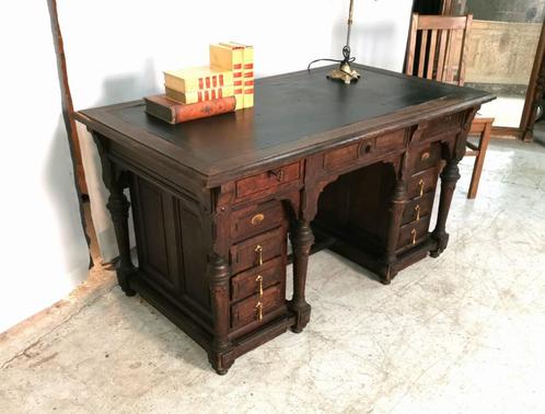 Dubbelzijdige Antieke Franse bureau zware eik B 140 D 80 H76, Huis en Inrichting, Bureaus, Gebruikt, Bureau, Ophalen
