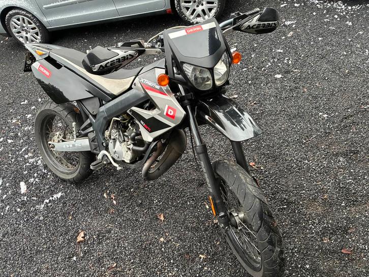 Moto derbi senda Xtrem 50cc, Vélos & Vélomoteurs, Cyclomoteurs | Derbi, Utilisé, Classe B (45 km/h), Enlèvement