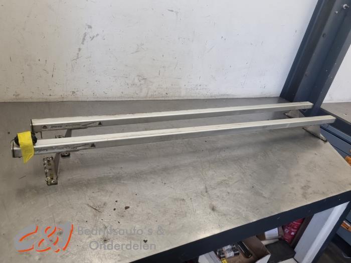 Dakdrager set van een Renault Trafic, Auto-onderdelen, Carrosserie, Renault, Gebruikt, 3 maanden garantie, Ophalen of Verzenden