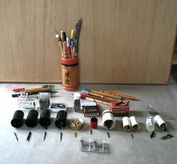 Kalligrafie en pentekenen: set pennen + inkt - 14 euro. beschikbaar voor biedingen