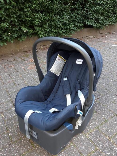 Maxi Cosi (Siège auto bébé Groupe 0+ ) avec base, Enfants & Bébés, Sièges auto, Utilisé, Autres marques, 0 à 13 kg, Ceinture de sécurité