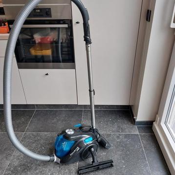 Rowenta stofzuiger met veel watt 750 beschikbaar voor biedingen
