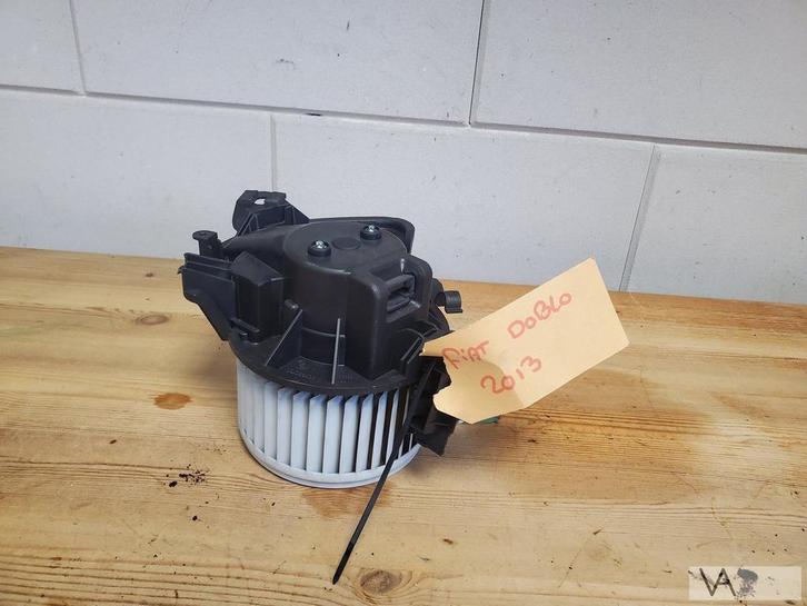 Fiat Doblo Fiorino Peugeot Bipper 2009 -2018 kachelmotor €30, Auto-onderdelen, Airco en Verwarming, Fiat, Gebruikt, Ophalen of Verzenden
