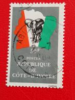 Côte d'Ivoire 1982 - éléphant dans un drapeau, Affranchi, Enlèvement ou Envoi