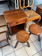 Te koop meubels, jas en ijskast met diepvriesvak, Ophalen