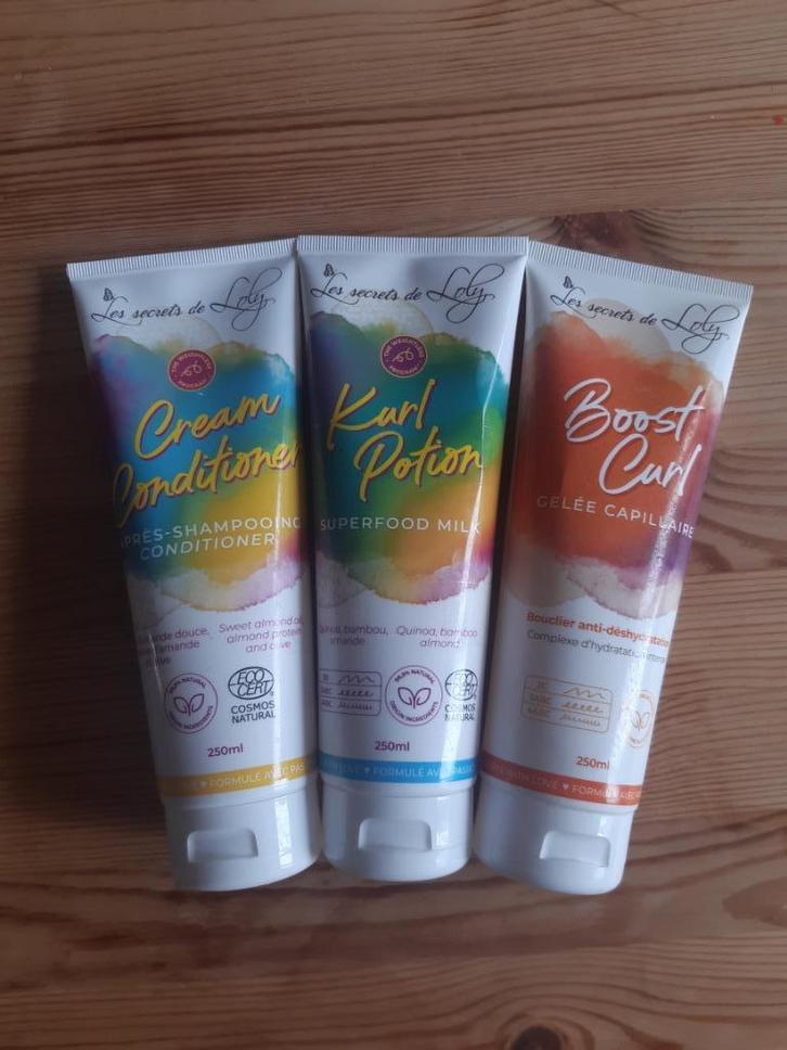 Trio de produits Les Secrets de Loly, Handtassen en Accessoires, Uiterlijk | Haarverzorging, Zo goed als nieuw, Haarverzorger of -hersteller