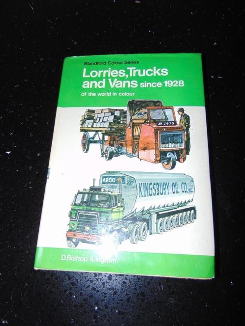 Boekje lorries, trucks & vans, Boeken, Vervoer en Transport, Gelezen, Vrachtwagen, Ophalen of Verzenden