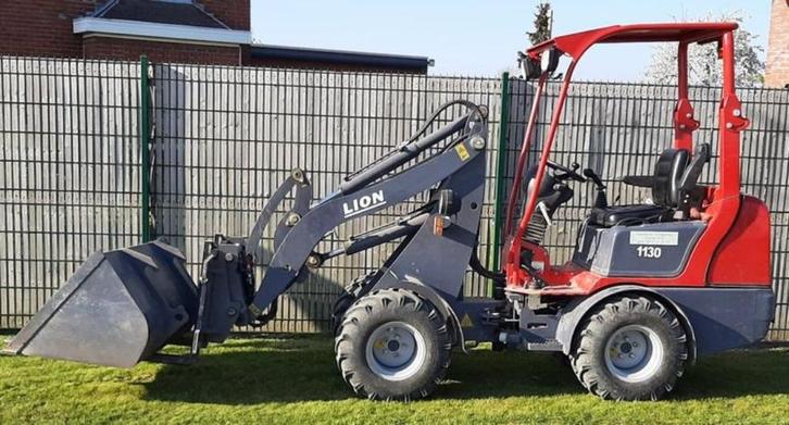 Te huur: kniklader/wiellader ed, Zakelijke goederen, Machines en Bouw | Overig, Ophalen of Verzenden