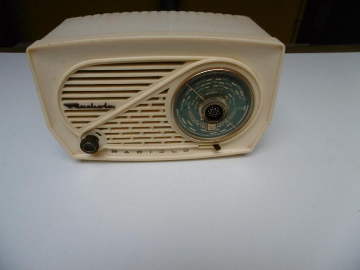 RADIO VINTAGE RADIOLA RADIOLO 1960 EN FONCT SUR GO_MOY 110v, Antiek en Kunst, Antiek | Tv's en Audio, Verzenden