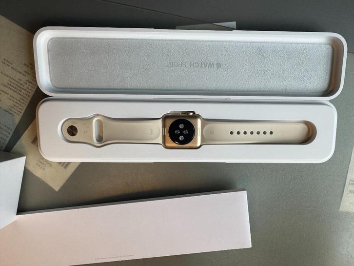 Apple Watch A1553 (serie 1), Handtassen en Accessoires, Smartwatches, Zo goed als nieuw, iOS, Wit, Afstand, Conditie, GPS, Hartslag