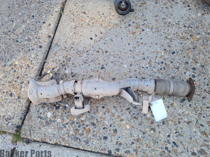 Tube échappement avant d'un Nissan Qashqai, Autos : Pièces & Accessoires, Systèmes d'échappement, Nissan, Utilisé, 3 mois de garantie