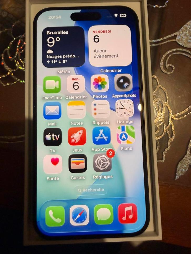 Iphone15 pro 256GB noir titanium neuf, Télécoms, Téléphonie mobile | Apple iPhone, Comme neuf, 256 GB, Sans abonnement, Sans simlock