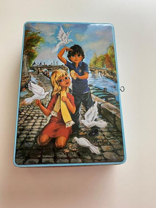 Vintage blikkendoos Hostyn, Verzamelen, Blikken, Zo goed als nieuw, Ophalen of Verzenden