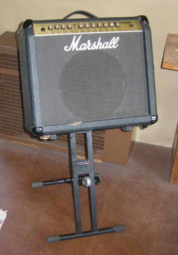 support pour amplificateur (guitare), Enlèvement, Utilisé, Pied pour instrument, Guitare