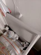 lit bébé  blanc, Enlèvement, Comme neuf, Matelas