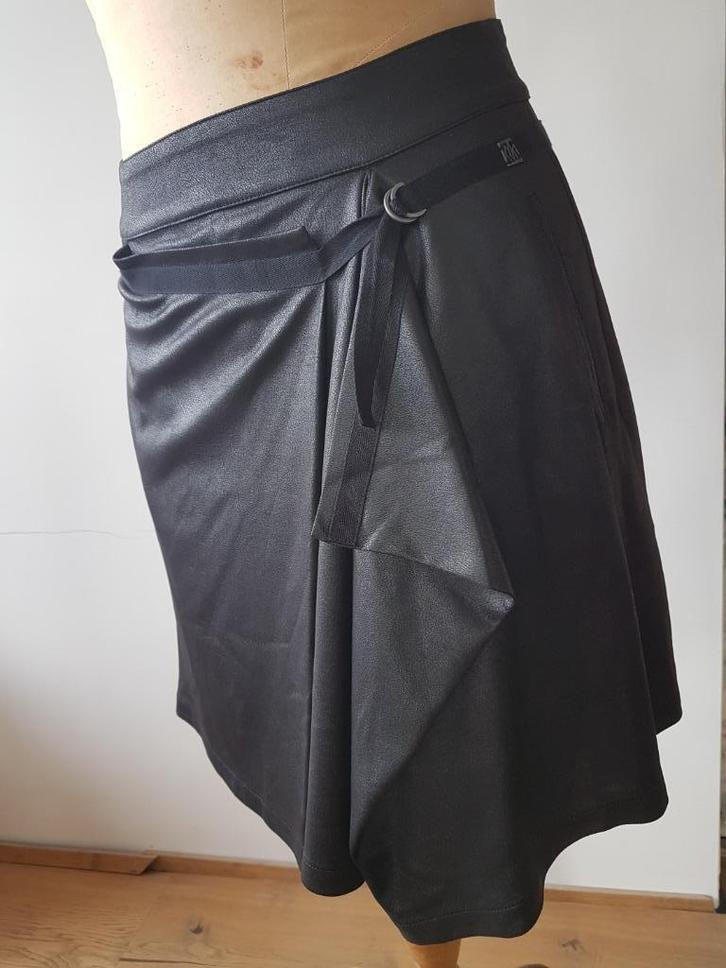 COP COPINE - Jolie jupe originale - T.36, Kleding | Dames, Rokken, Gedragen, Maat 36 (S), Zwart, Ophalen of Verzenden