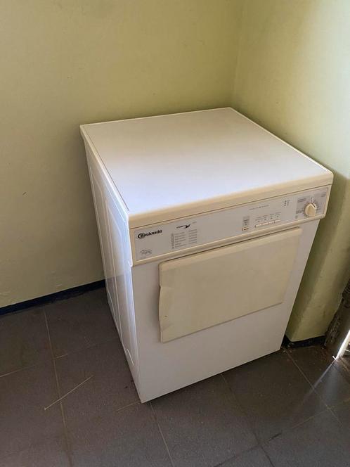 Bauknecht droogkast – bijna nieuw, Elektronische apparatuur, Droogkasten, Zo goed als nieuw, Ophalen