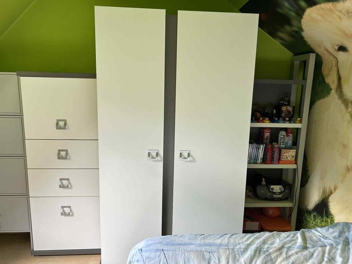 Kleerkast, Huis en Inrichting, Kasten | Kleerkasten, Zo goed als nieuw, 150 tot 200 cm, 200 cm of meer, 50 tot 75 cm, Met lade(s)