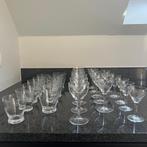 Vintage 28 kristallen glazen met korenaar jaar 1950, trouw c, Huis en Inrichting, Glas of Glazen, Ophalen of Verzenden, Overige stijlen