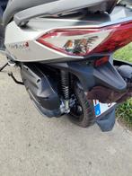 Motorscooter Sym, Motoren, Ophalen