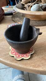 Antieke gietijzeren vijzel, Enlèvement