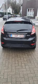 Ford fiest année 2016 euro6b, Auto's, Zwart, LED verlichting, 5 deurs, Particulier