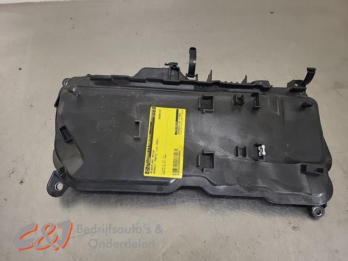 Afdekplaat motor van een Renault Trafic, Auto-onderdelen, Motor en Toebehoren, Renault, Gebruikt, 3 maanden garantie, Ophalen of Verzenden