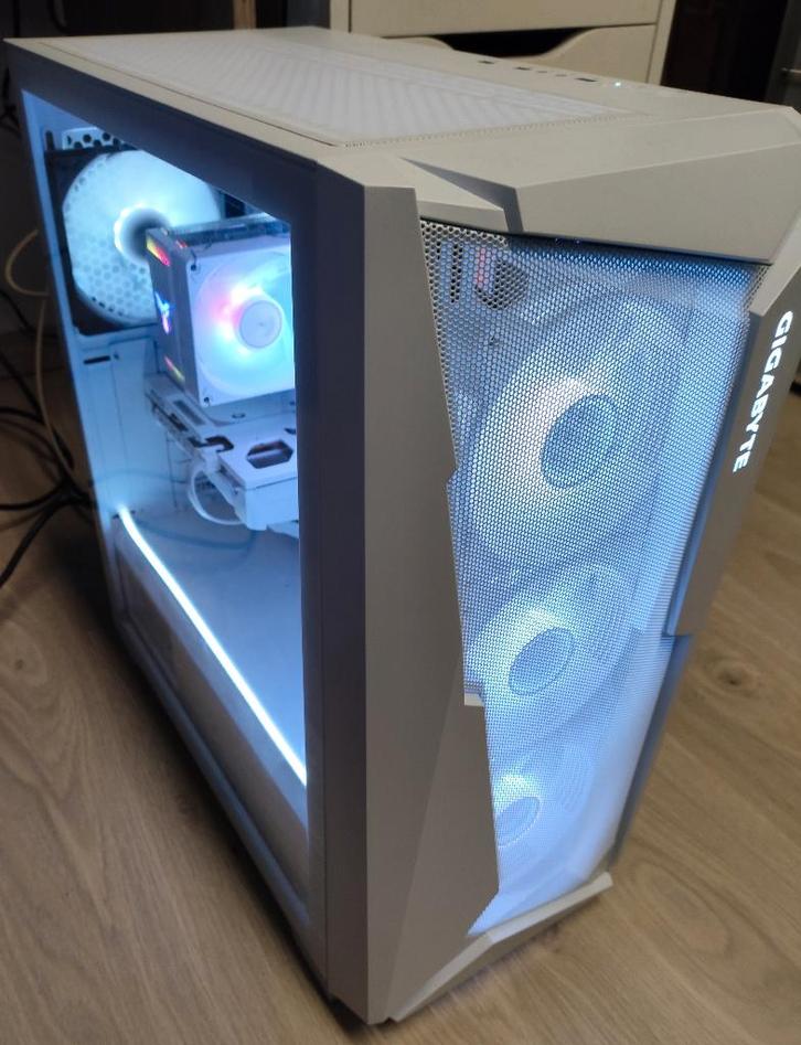 Performance Gaming Pc met i7 en RTX 5060, Informatique & Logiciels, Ordinateurs de bureau, 4 Ghz ou plus, SSD, Avec carte vidéo