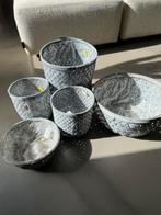 SET Bloempotten gevlochten (NIEUW), Ophalen, Kunststof, Mand, Nieuw