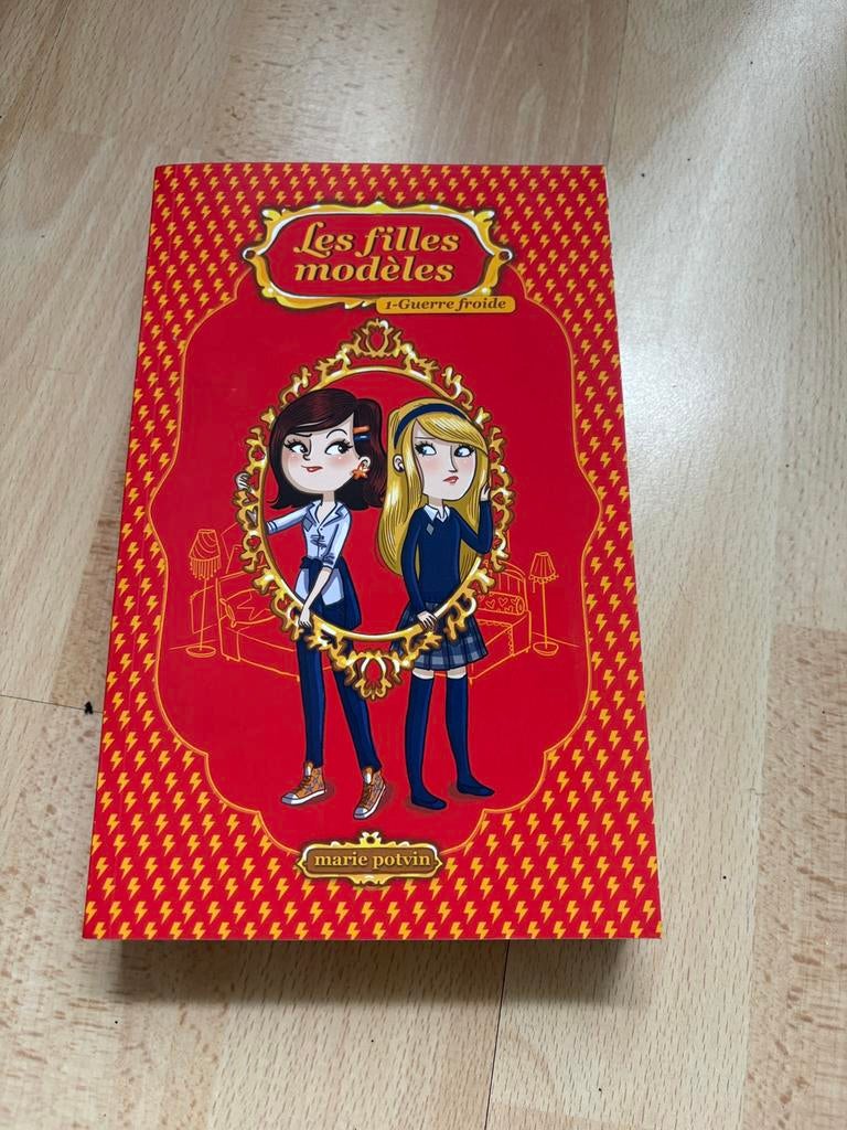 Les filles modeles - Tome 1 - Guerre Froide, Livres, Enlèvement, Comme neuf, Fiction