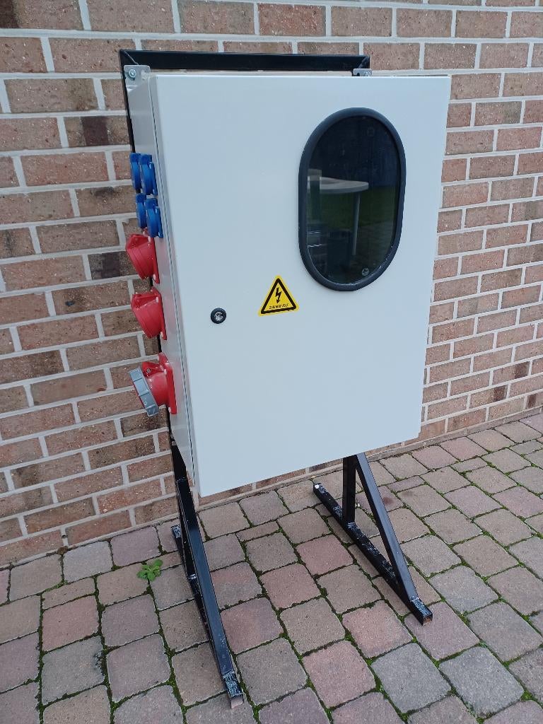 Werfkast + statief, Ophalen, Zo goed als nieuw, Overige typen