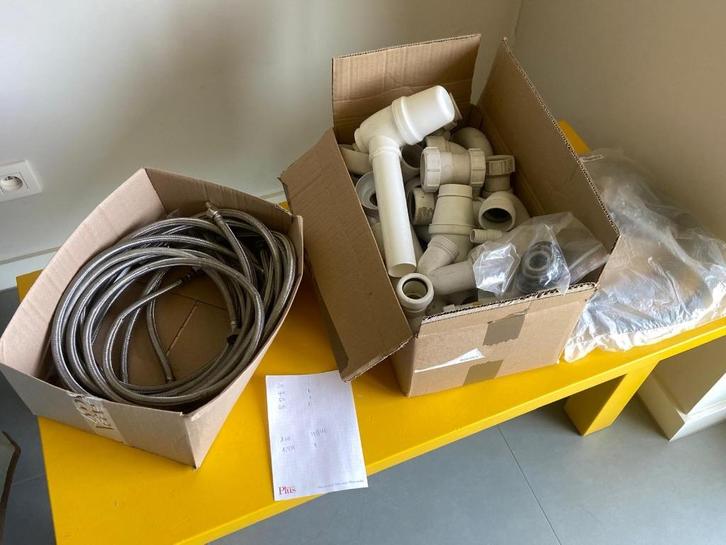 PVC sanitaire et en Inox — neuf et d'occasion, Bricolage & Construction, Tuyaux & Évacuations, Comme neuf, Évacuation, PVC, Enlèvement