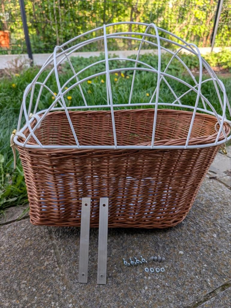 Fietsmand hond riet, Fietsen en Brommers, Ophalen, Zo goed als nieuw, Fietsmand, AniOne